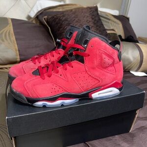 Air Jordan Retro 6 ( Grade School)